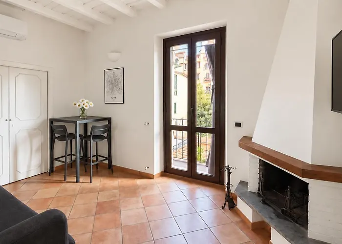 Elegantis D'alibert With Private Balcony - Comfort In The Heart Of Trastevere * Rom