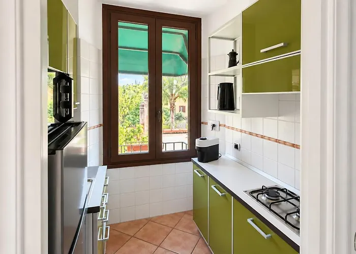 Elegantis D'alibert With Private Balcony - Comfort In The Heart Of Trastevere Apartment *