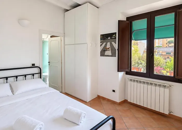 Elegantis D'alibert With Private Balcony - Comfort In The Heart Of Trastevere Apartment *