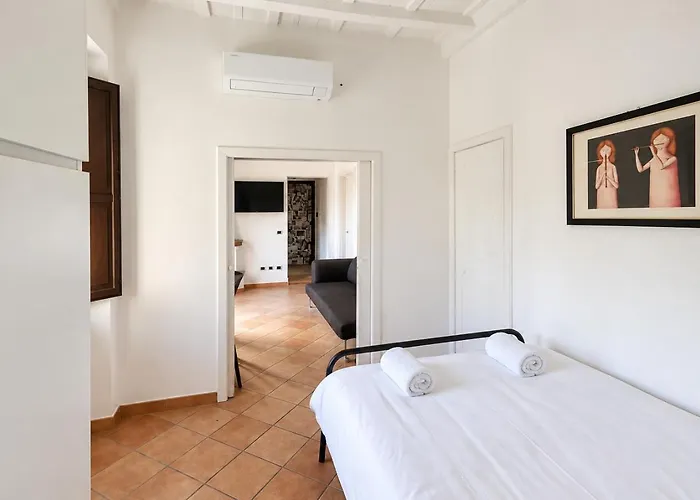Apartment Elegantis D'alibert With Private Balcony - Comfort In The Heart Of Trastevere Rom