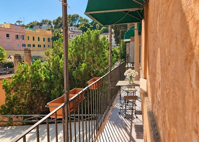 Elegantis D'alibert With Private Balcony - Comfort In The Heart Of Trastevere *