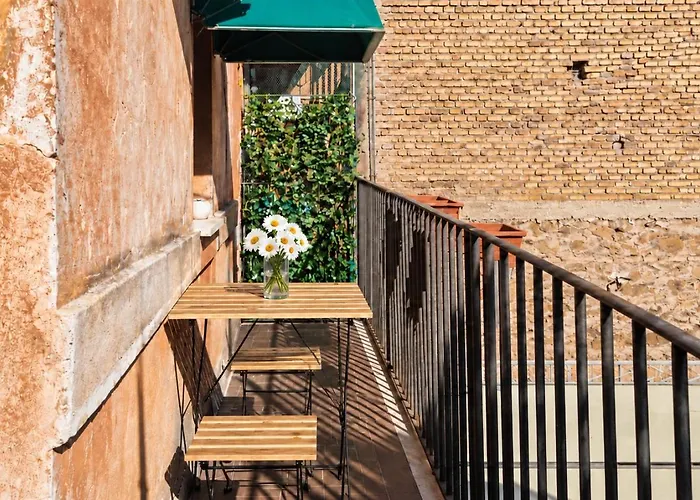 Elegantis D'alibert With Private Balcony - Comfort In The Heart Of Trastevere Rom